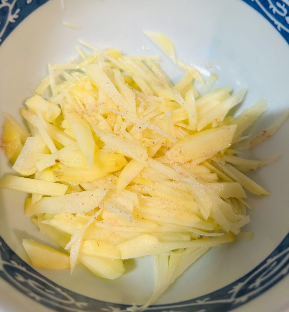 じゃがいもの細切り